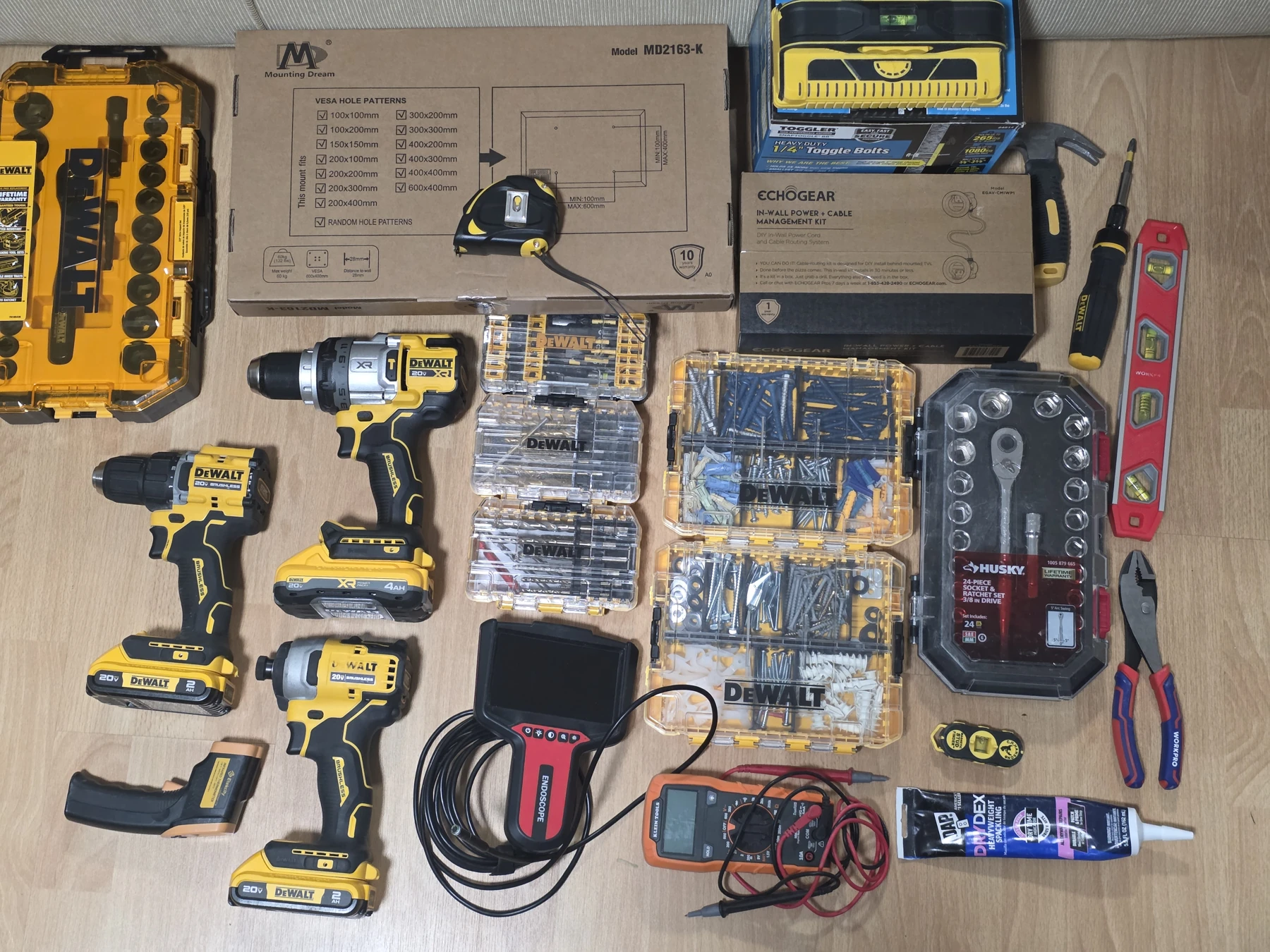 Our installation tools, mounting hardware, cable kit and testing equipment